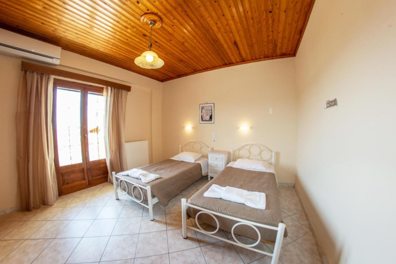 Kapetanios Apartments Agios Stefanos Avliotes  Buitenkant foto
