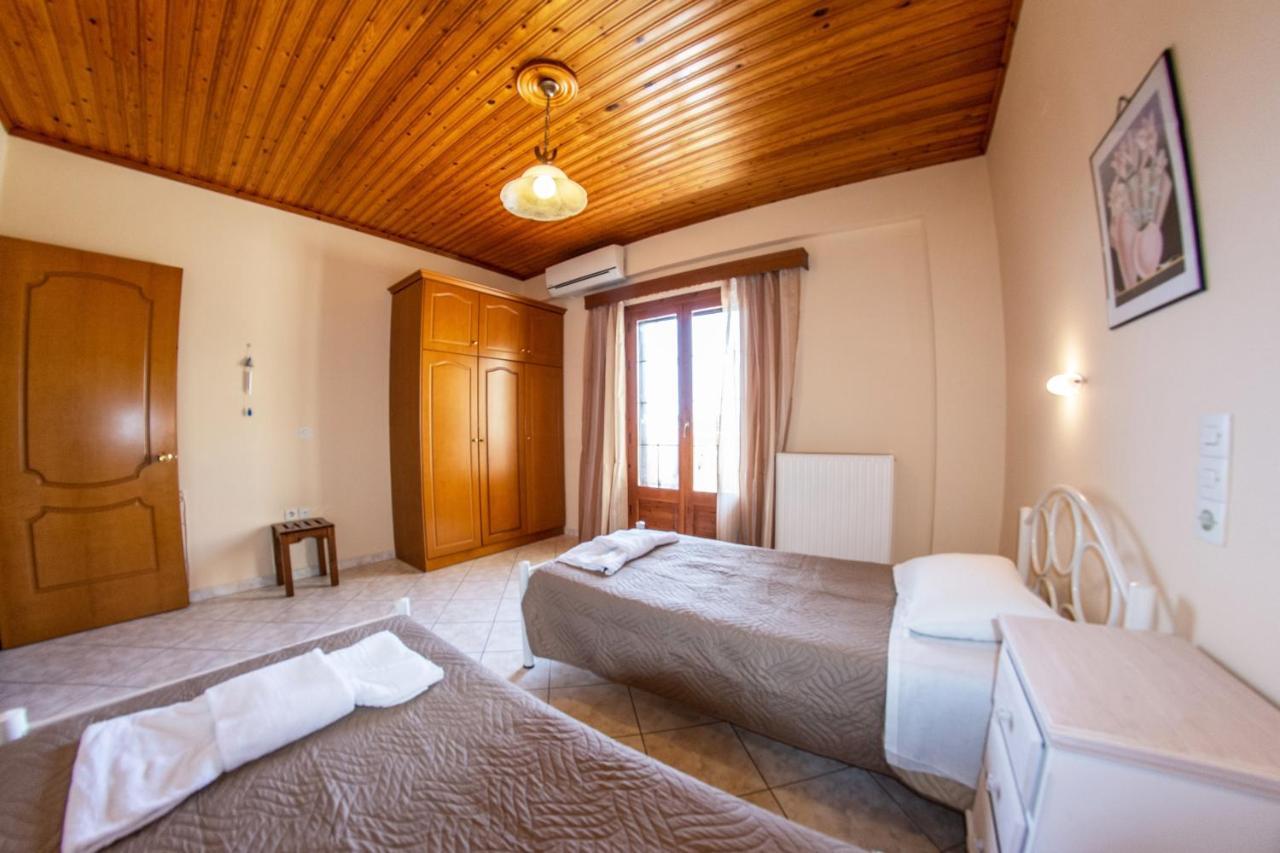 Kapetanios Apartments Agios Stefanos Avliotes  Buitenkant foto