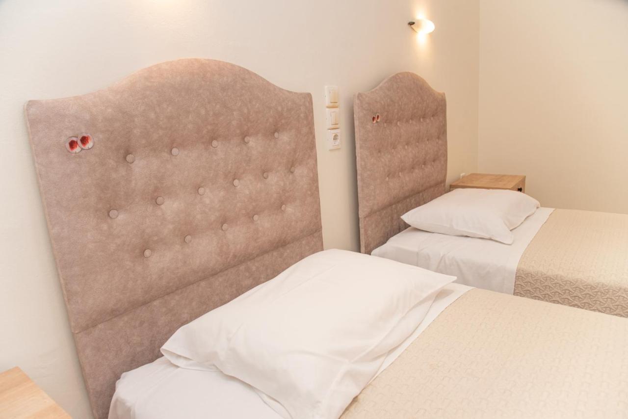 Kapetanios Apartments Agios Stefanos Avliotes  Buitenkant foto