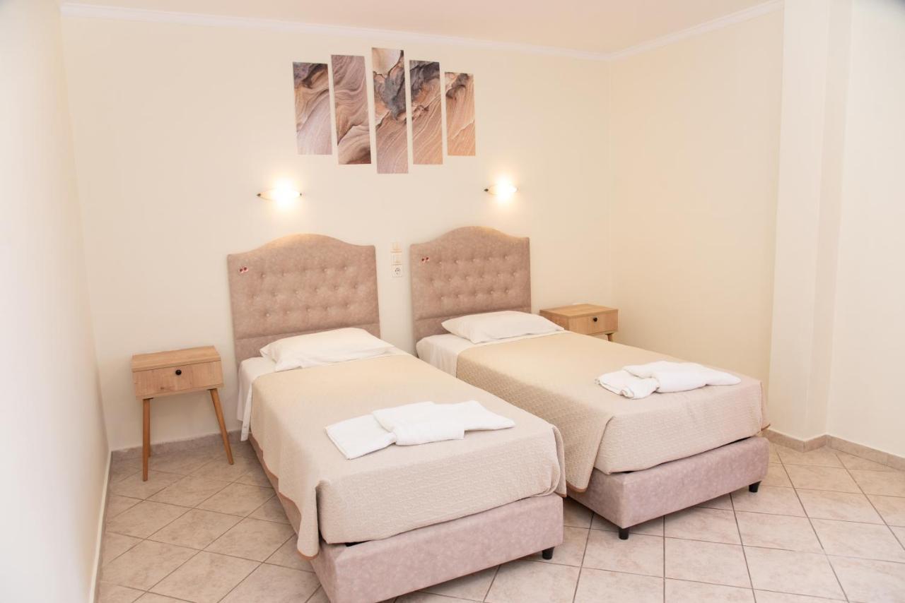 Kapetanios Apartments Agios Stefanos Avliotes  Buitenkant foto